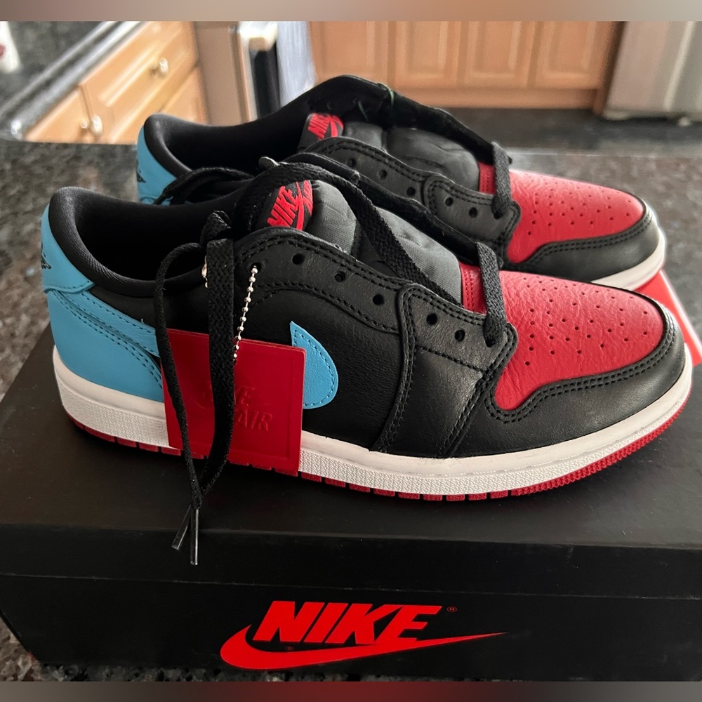 WMNS AIR JORDAN 1 RETRO LOW OG size 6.5